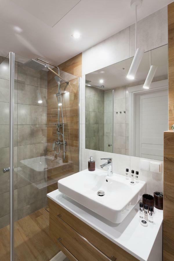 Silver Apartment Old Jewish Quarter คราคูฟ ภายนอก รูปภาพ