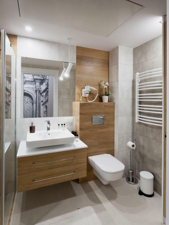 Silver Apartment Old Jewish Quarter คราคูฟ ภายนอก รูปภาพ
